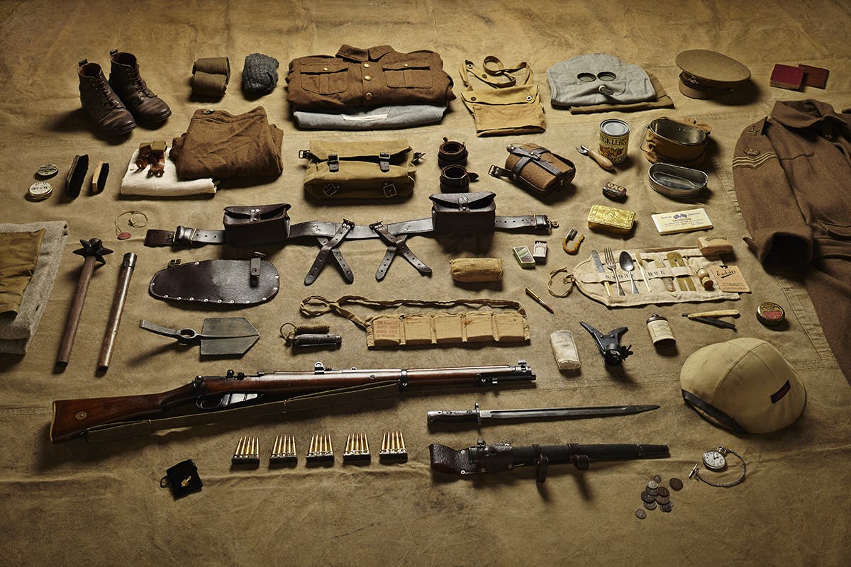 first-world-war-soldiers-inventories-photographed-by-thom-atkinson