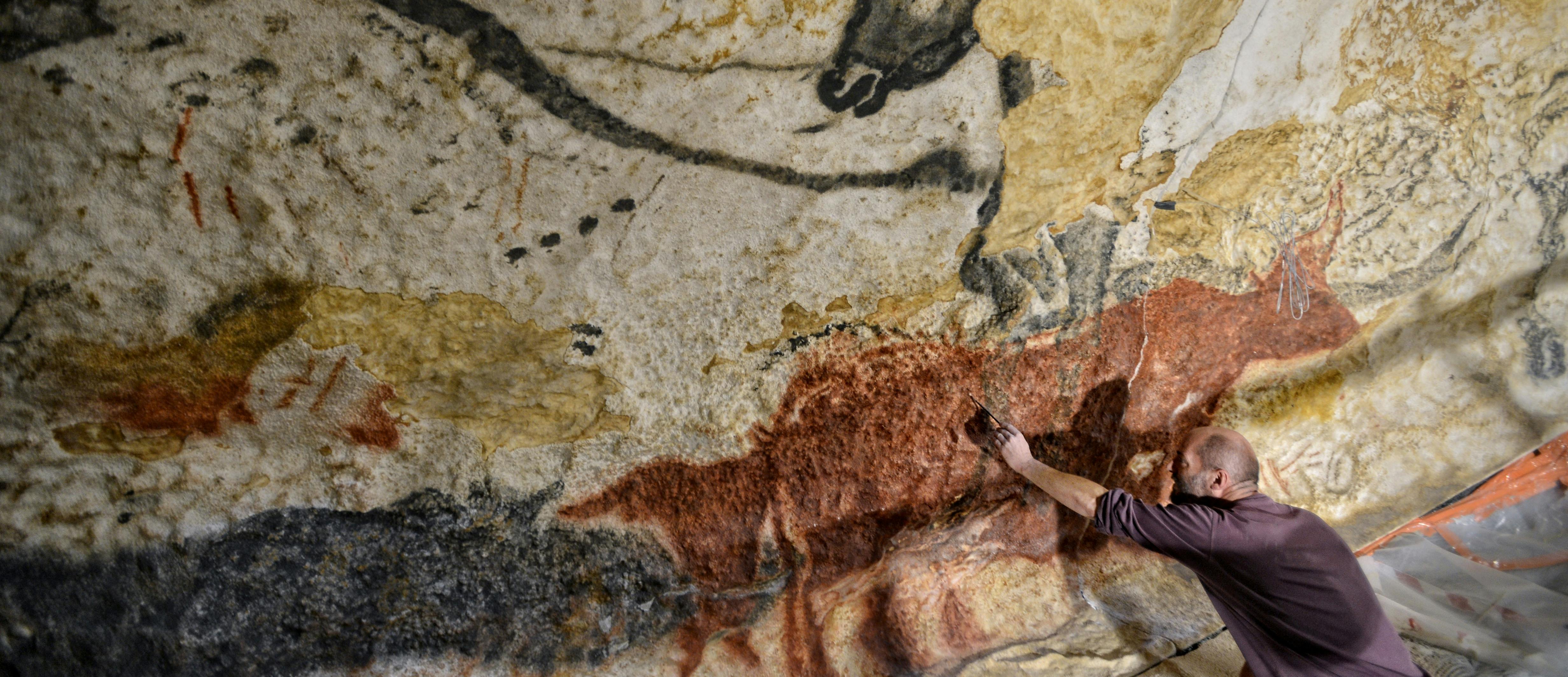 Exploring The Lascaux Caves How Digital Tech Is Bringing Prehistoric   Fac Similé Lascaux 4 D Nidos Département 24 Copy 