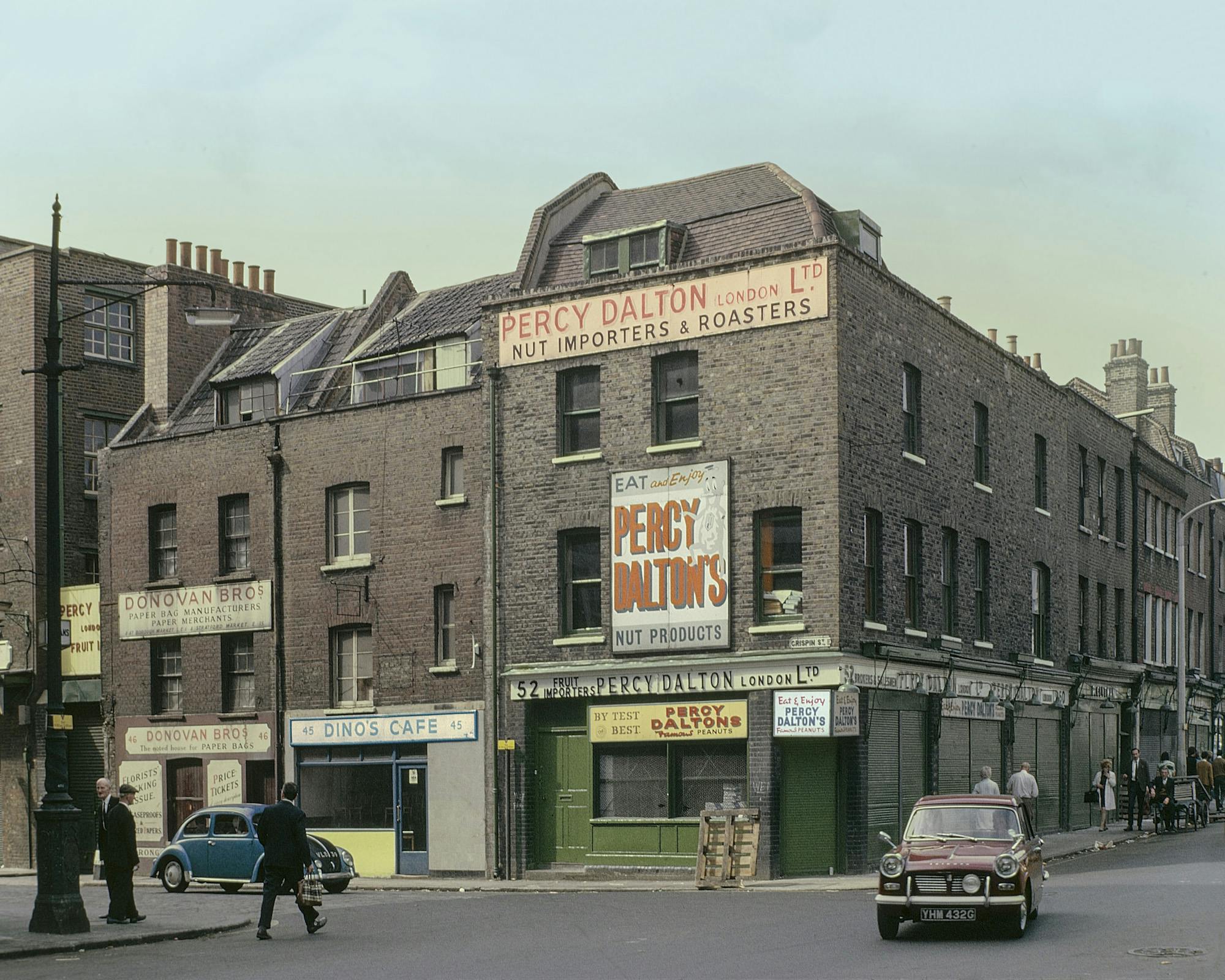 Historic Colour Photographs Of London’s East End