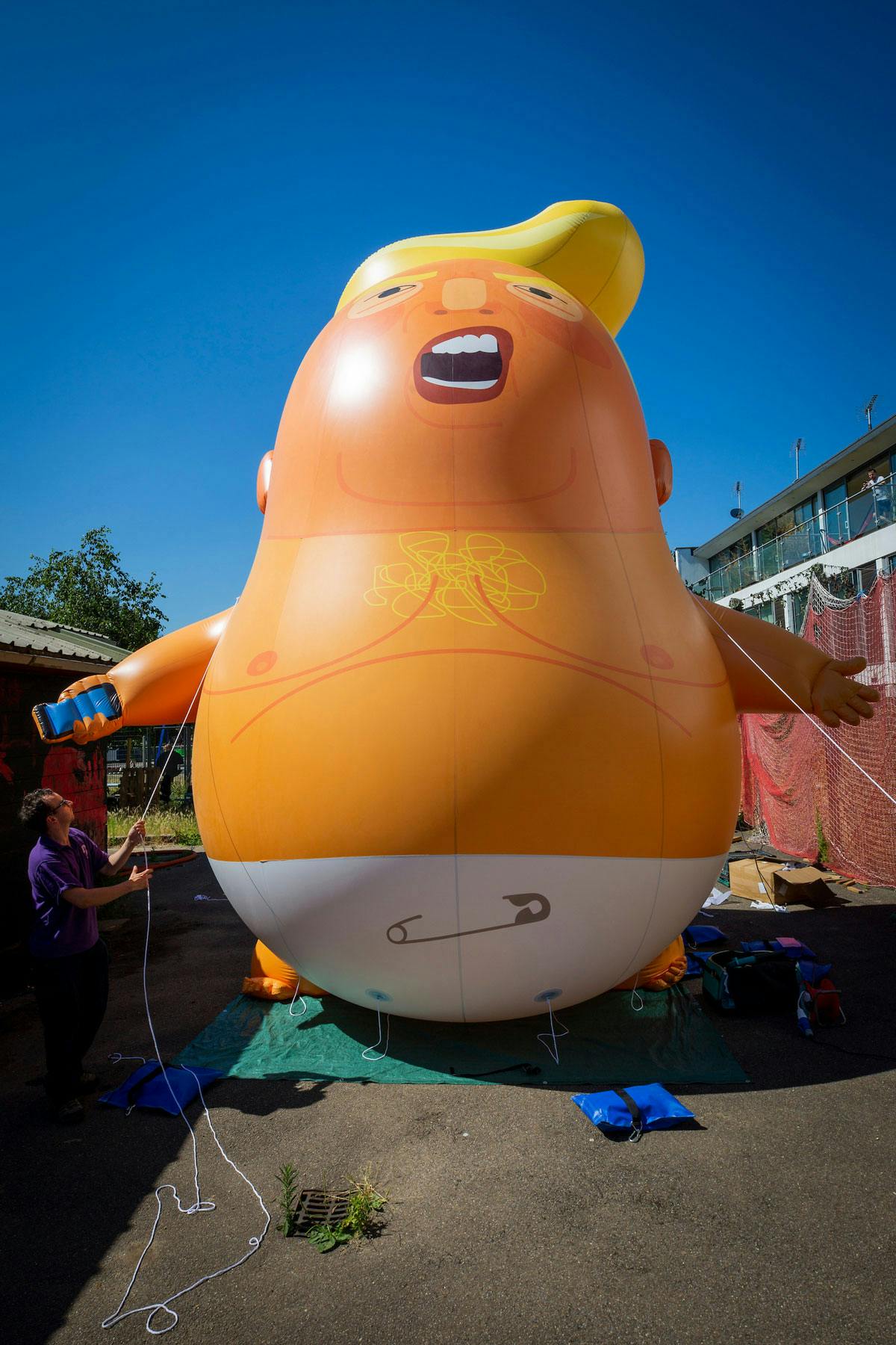 How To Design A Giant Inflatable Trump Baby Creative Review Design A Giant Inflatable Trump Baby