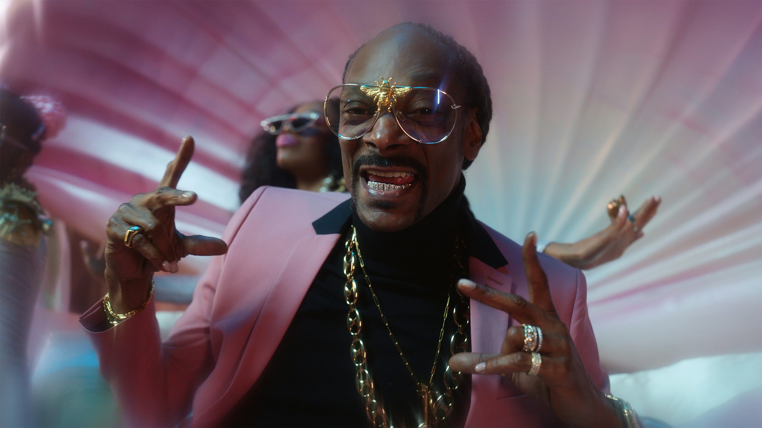 Did somebody say Just Eat? Snoop Dogg campaign by McCann