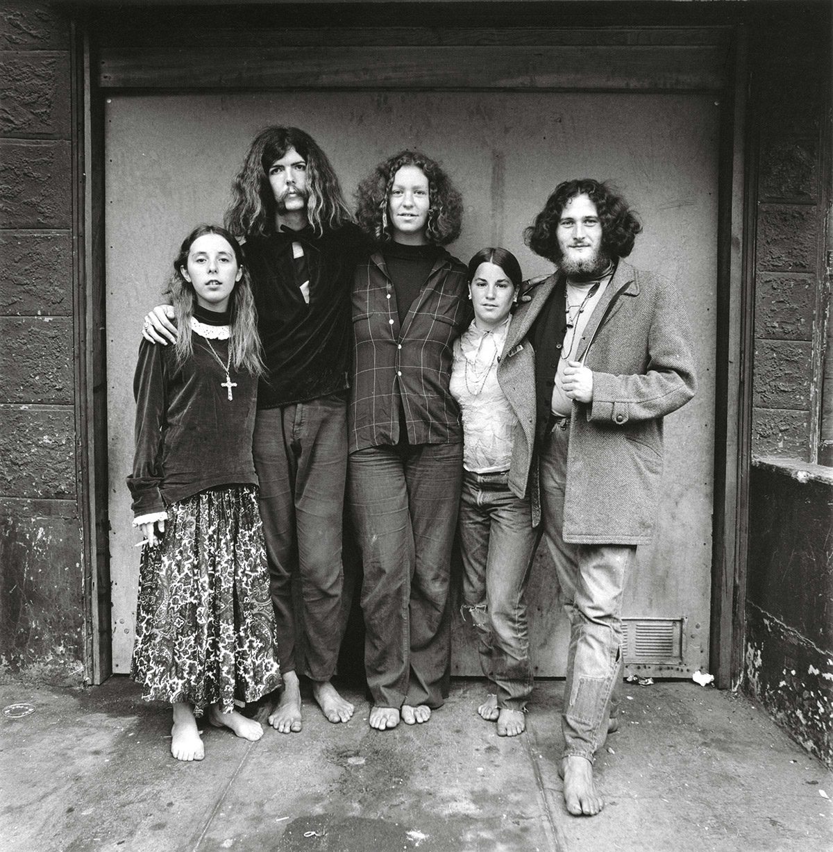 Sweet Pam and Commune Group, Clayton Street, September 1, 1968 © Elaine Mayes