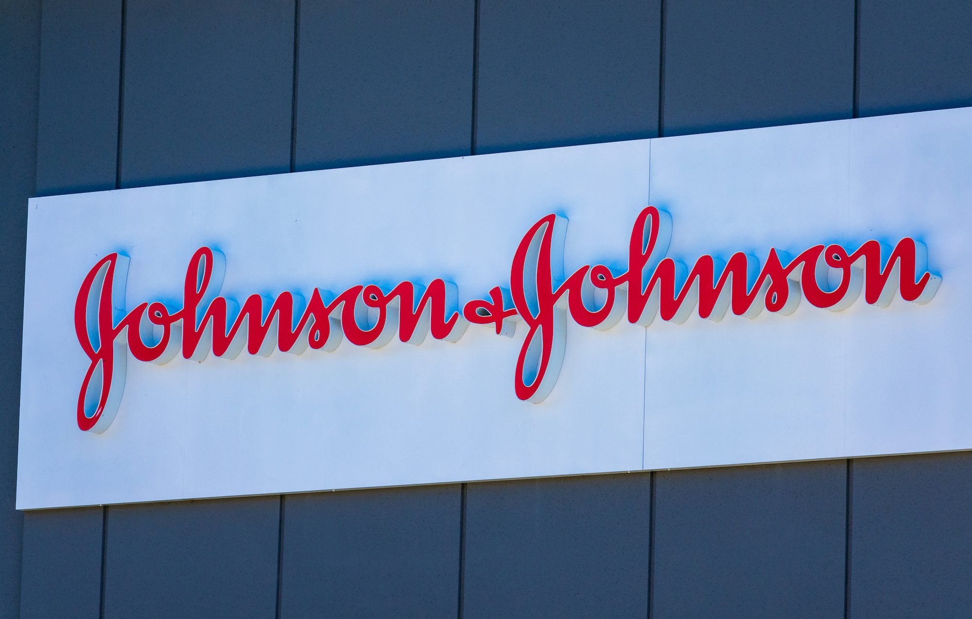 Johnson,Johnson,Sign,At,Multinational,Corporation,Office,In,Silicon,Valley.