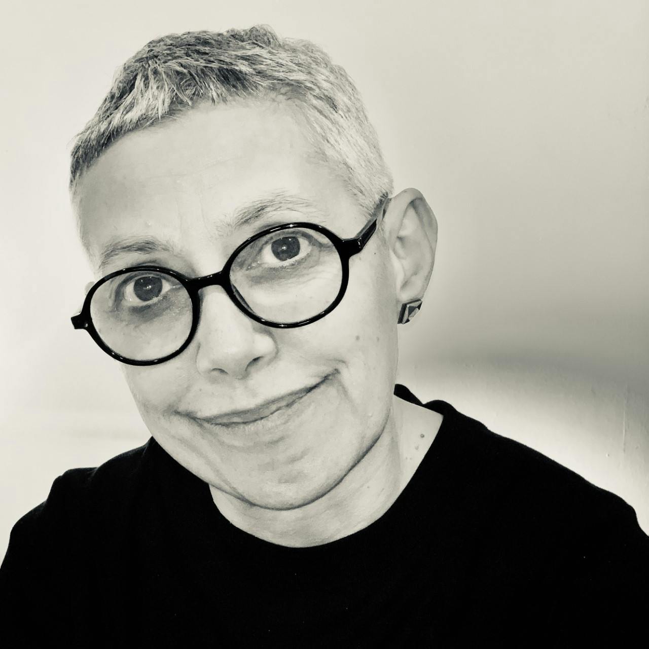 Looking Good: Lucienne Roberts (編集) Looking Good: Lucienne Roberts (編集) - メルカリ