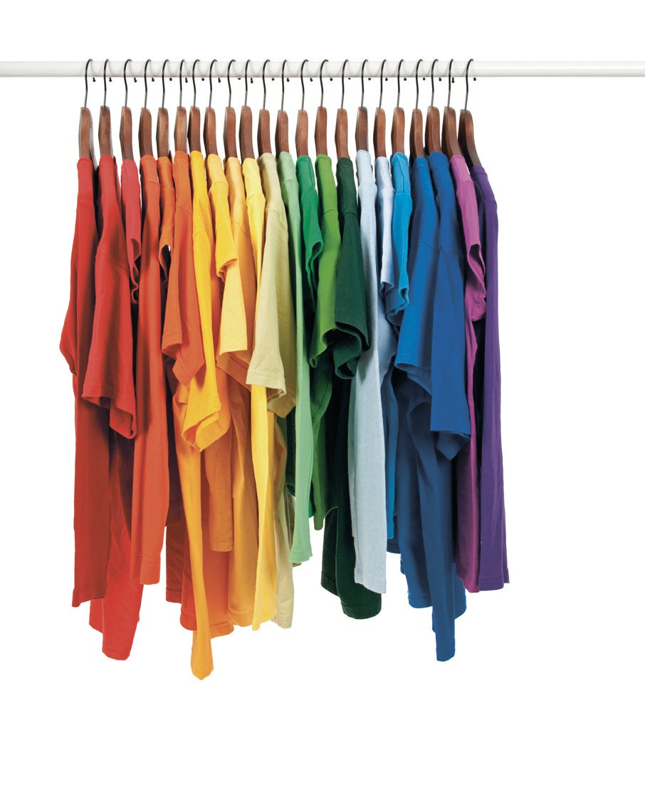 The same t-shirt in different colours (c/o. iStock) From Chromorama by Riccardo Falcinelli
