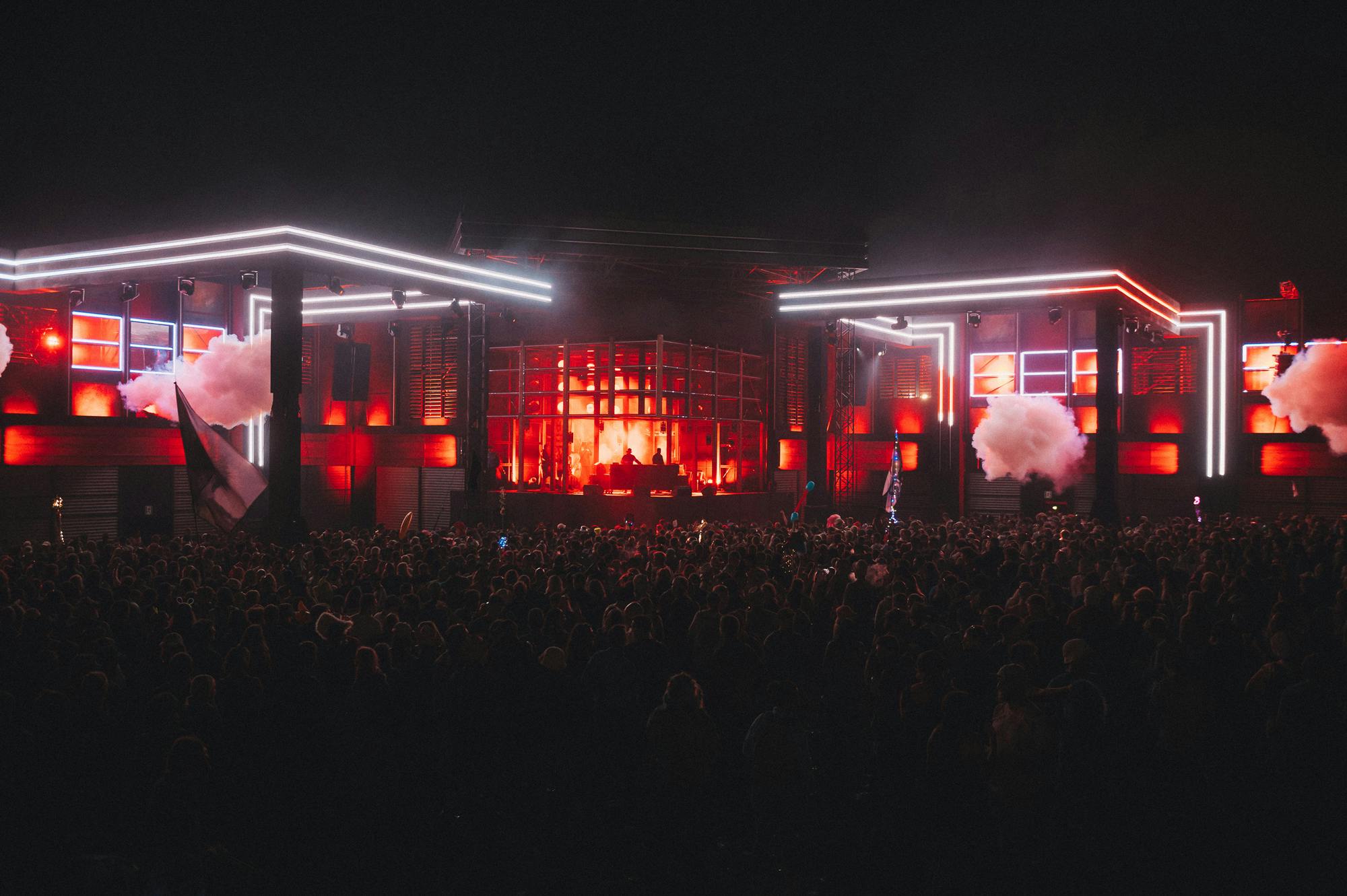 Glastonbury Silver Hayes