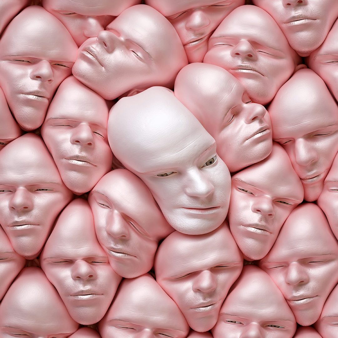 3D image by Extraweg filled with squished pink elastic bald heads