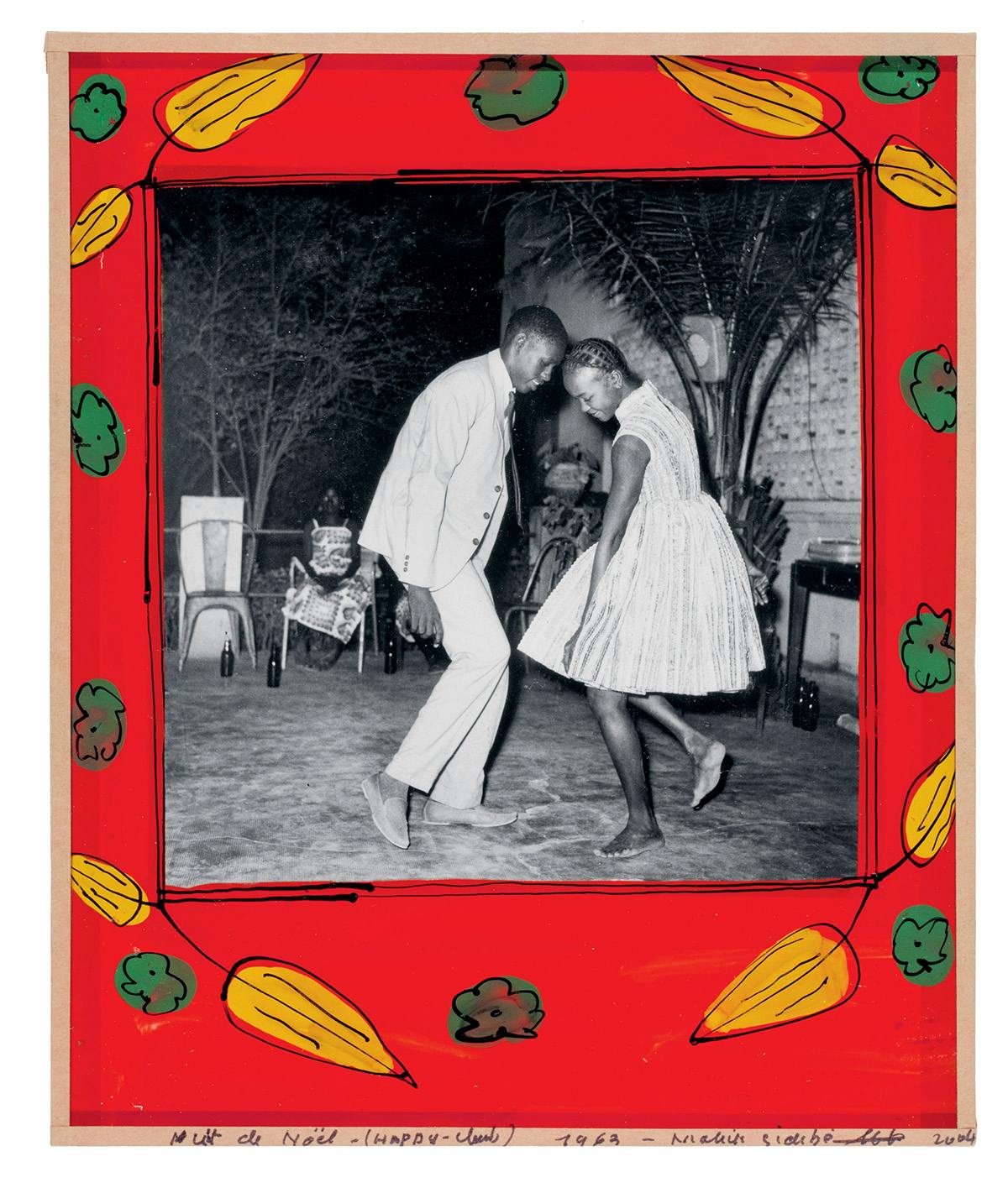 New Malick Sidibé book shifts the focus to the frame