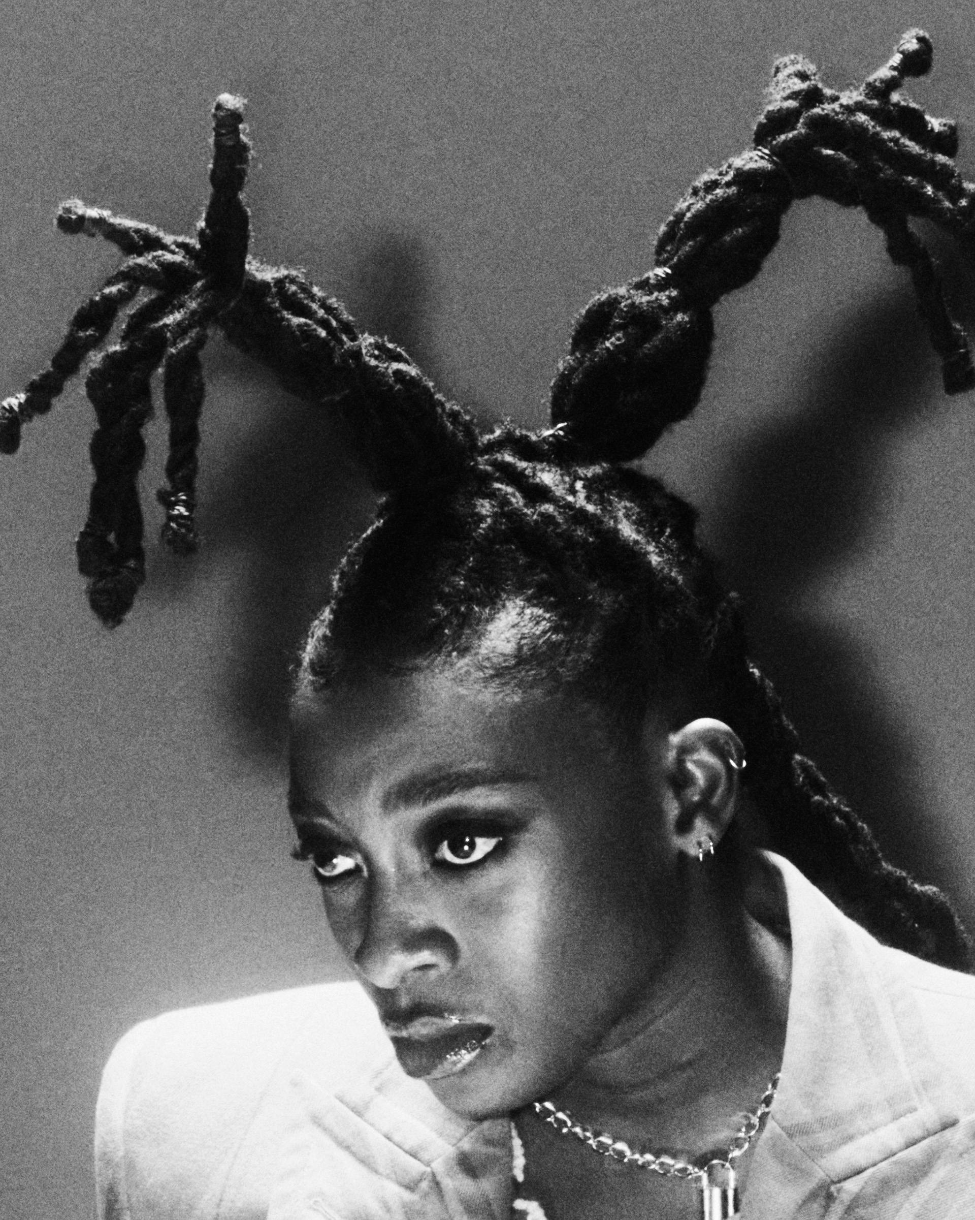 Black and white portrait of Little Simz by Thibaut Grevet