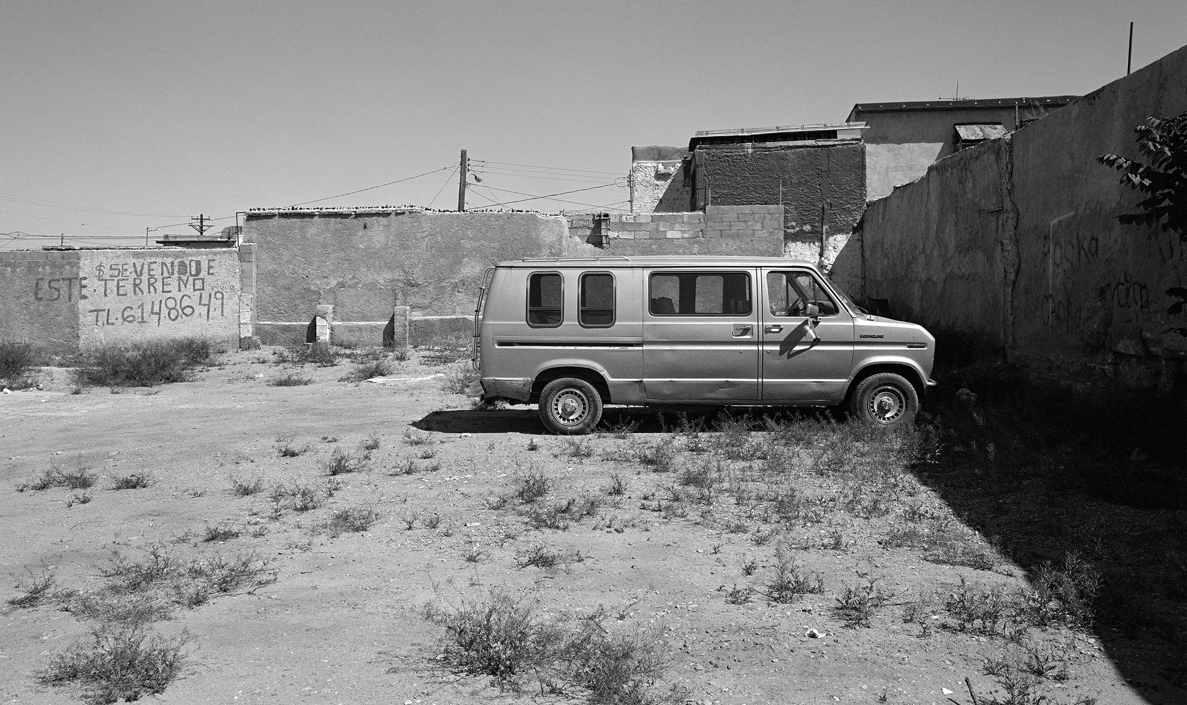 Van photo from Border Documents, by Arturo Soto
