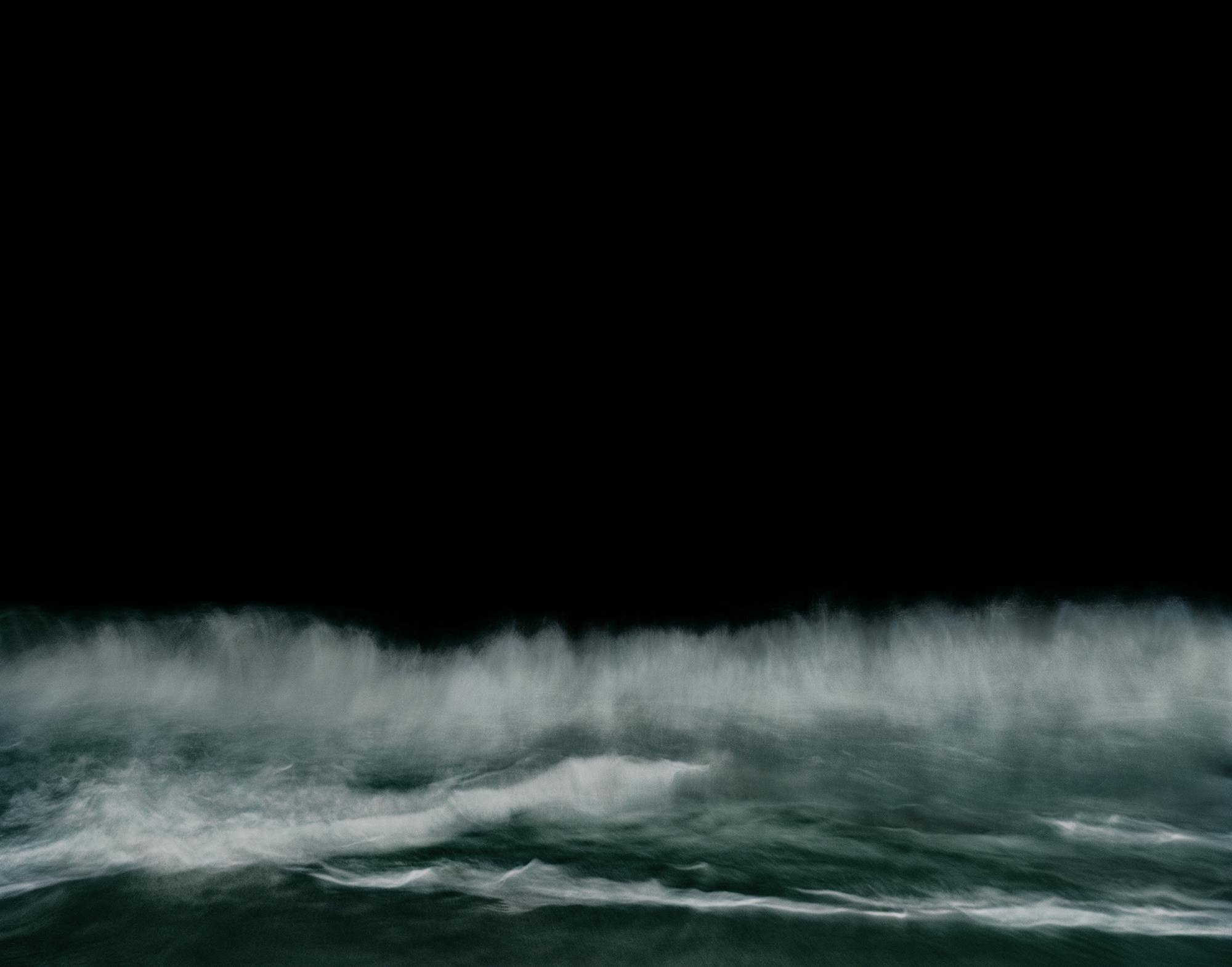 Pacific Ocean IX (Gladstones 4 Fish), Santa Monica, USA, 2001, Courtesy Flowers Gallery; All images: © Nadav Kander